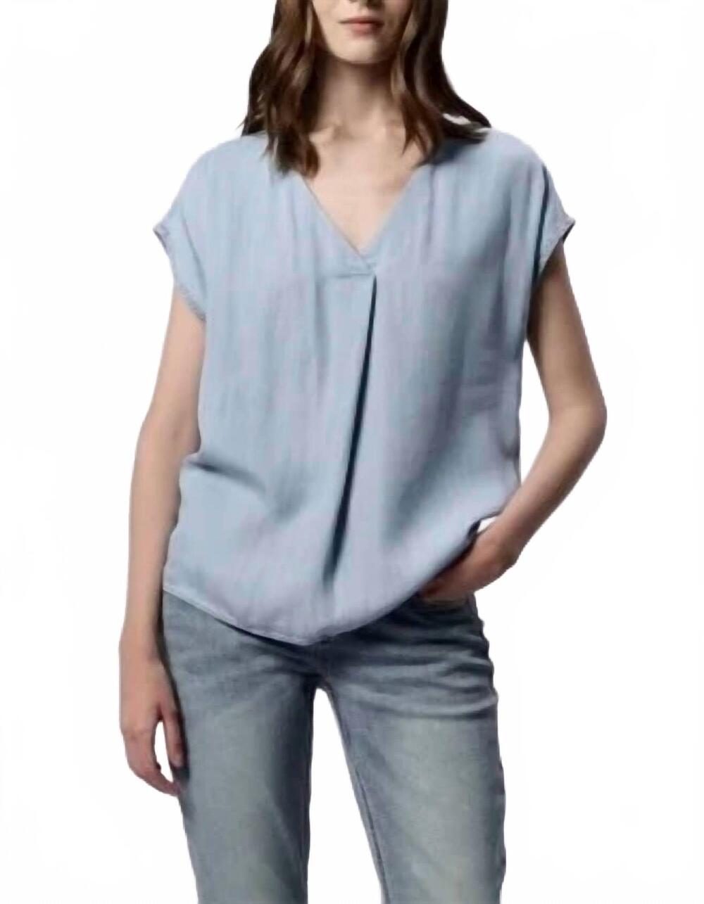 NEW DEAR JOHN DENIM kristen v-neckline top in blue chambray